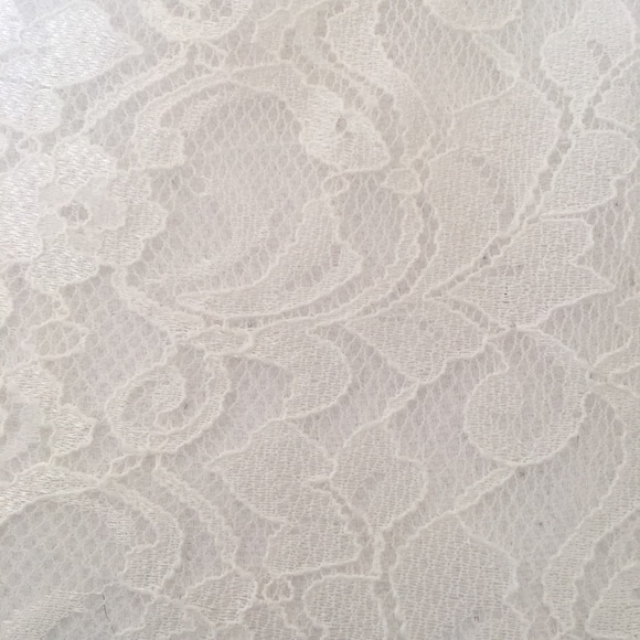 ❤️HOST PICK❤️American Apparel All White Lace Top - Picture 6 of 8